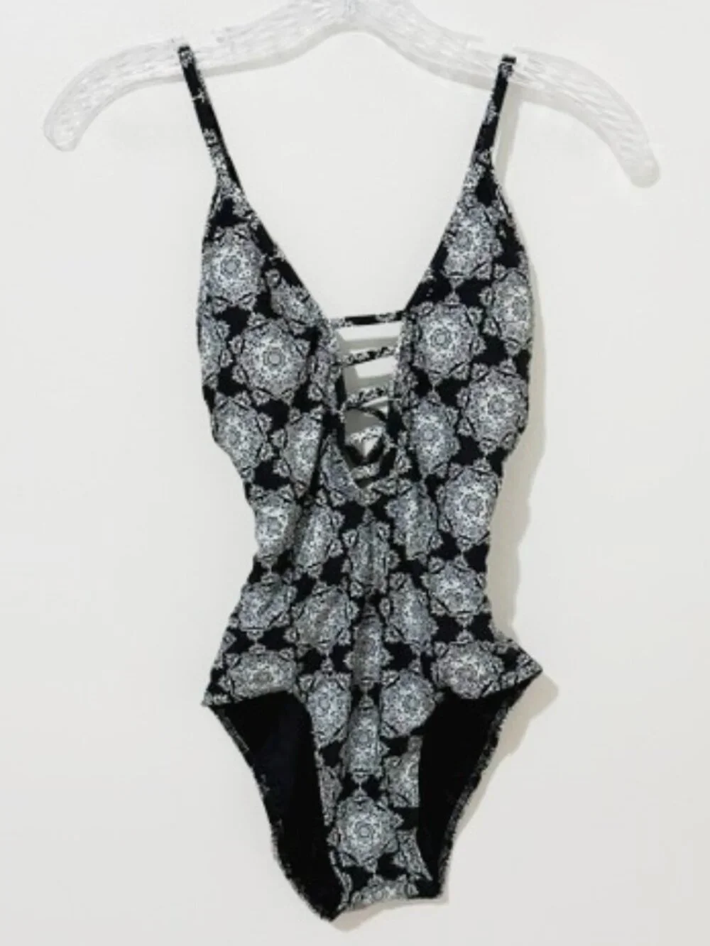 Ella Moss Black White Floral Medallion One Piece Swimsuit Size Sm